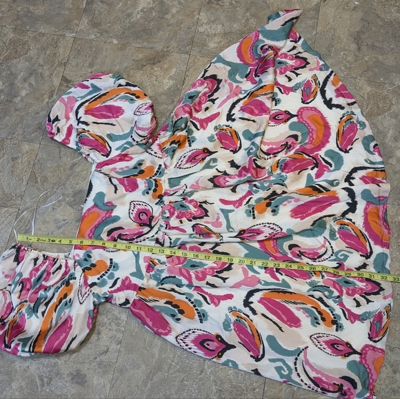 TCEC Medium Multicolor Abstract Baby Doll Square Neck Dress w/ Puff Sleeves - Picture 10 of 11